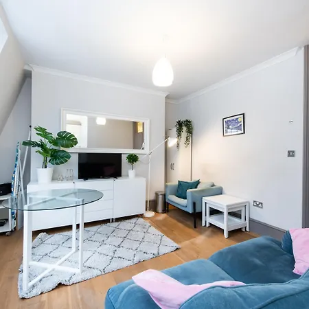 Appartamento 2Bed Cosy Flat In Vibrant Fitzrovia